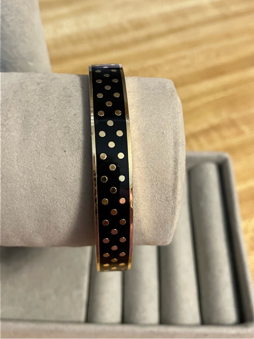 🌸Kate Spade Polka Dot Bangle Bracelet